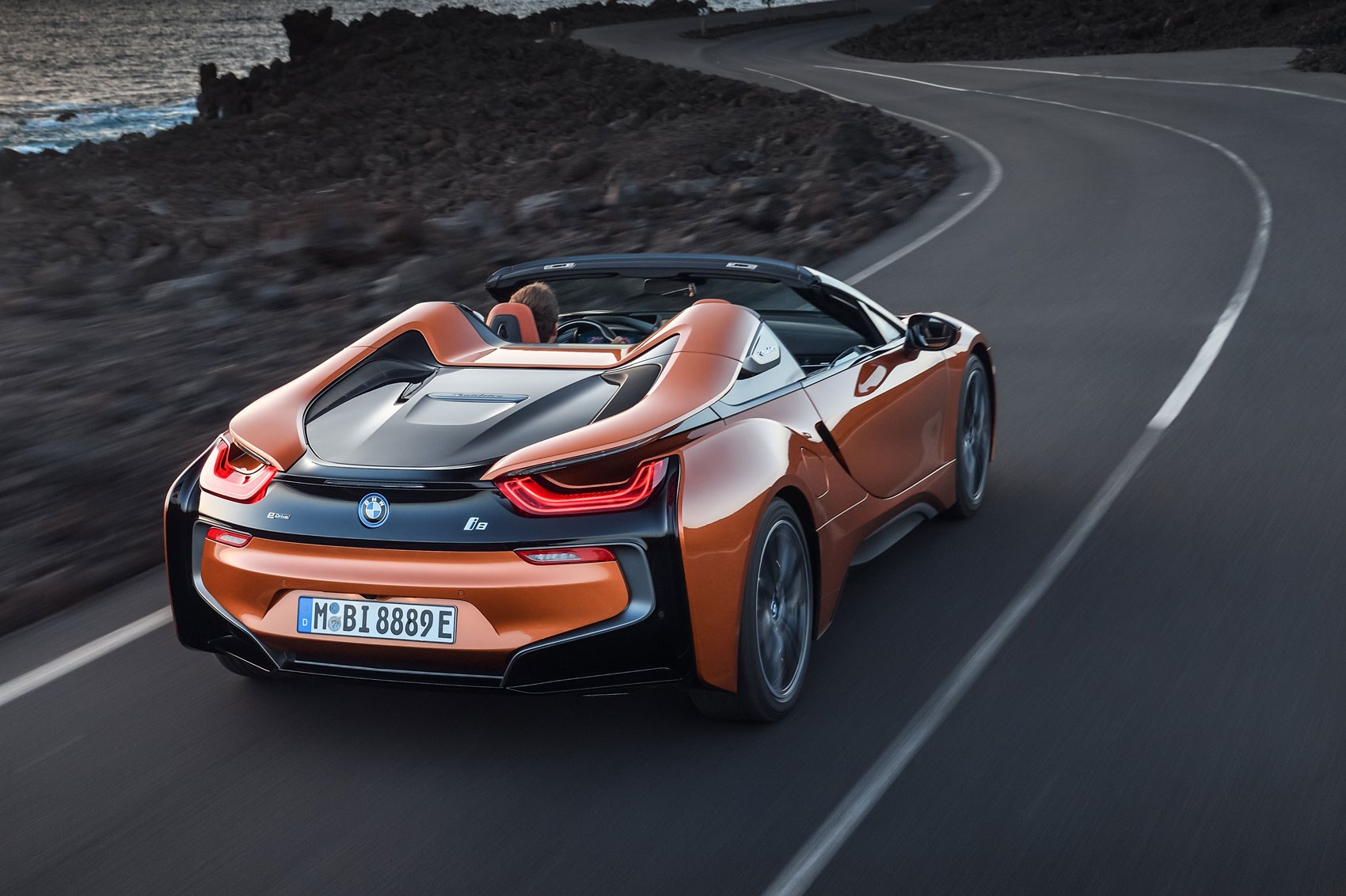 Soft Top Super Hybrid 2018 Bmw I8 Roadster Revealed Car Magazine