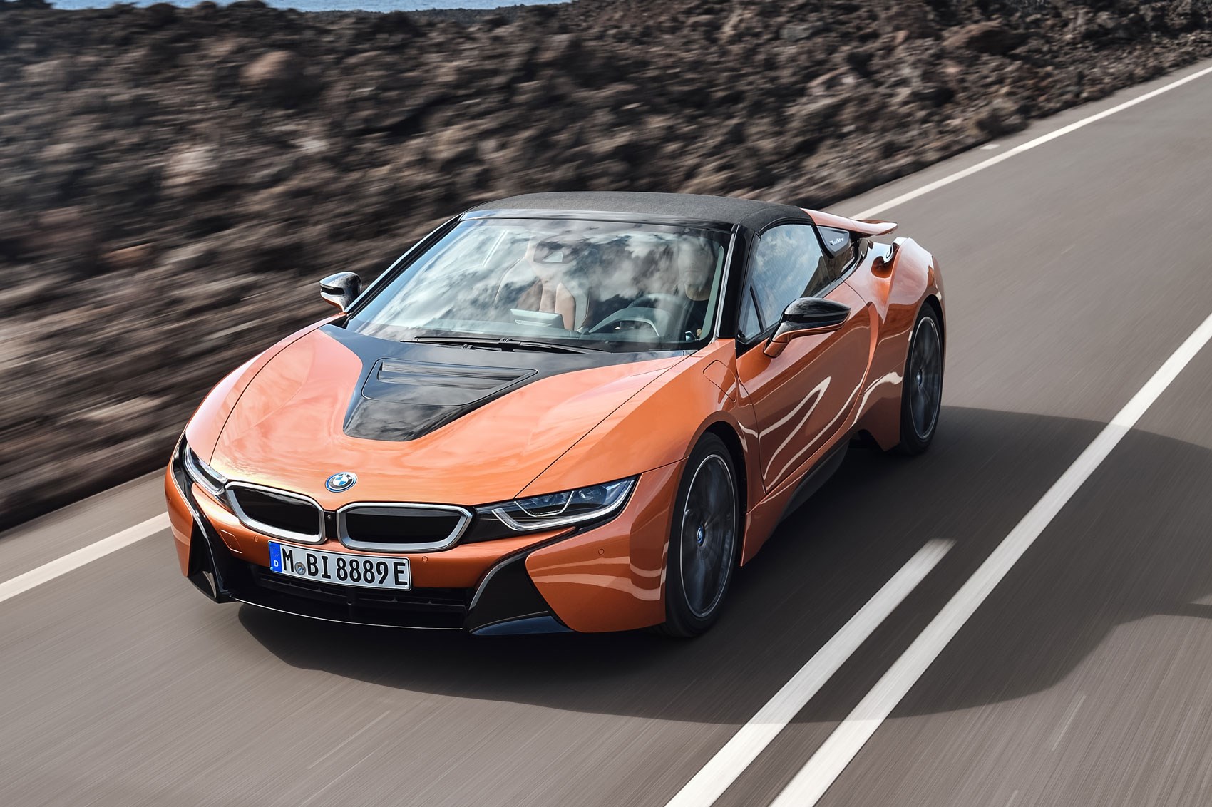 Soft- top super-hybrid 2018 BMW i8 Roadster revealed CAR 