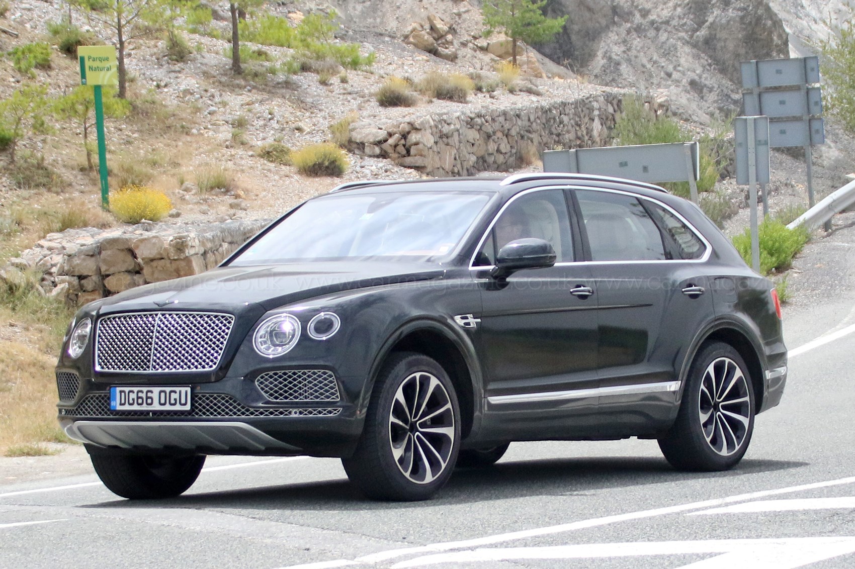 Bentley Bentayga plug-in hybrid spyshots | CAR Magazine