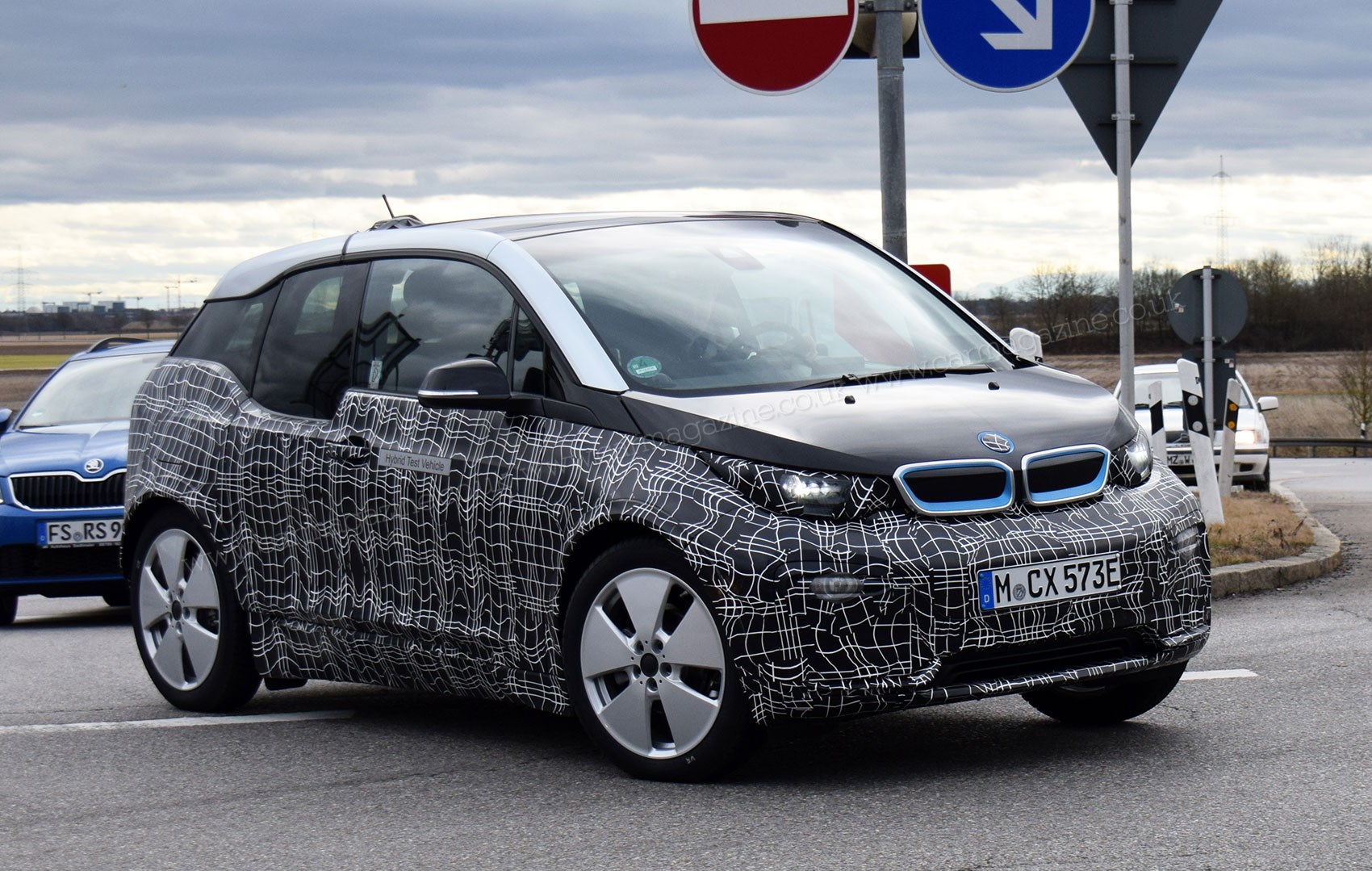 trim line CAR facelift by specs and 2017 i3 Magazine spy photos BMW