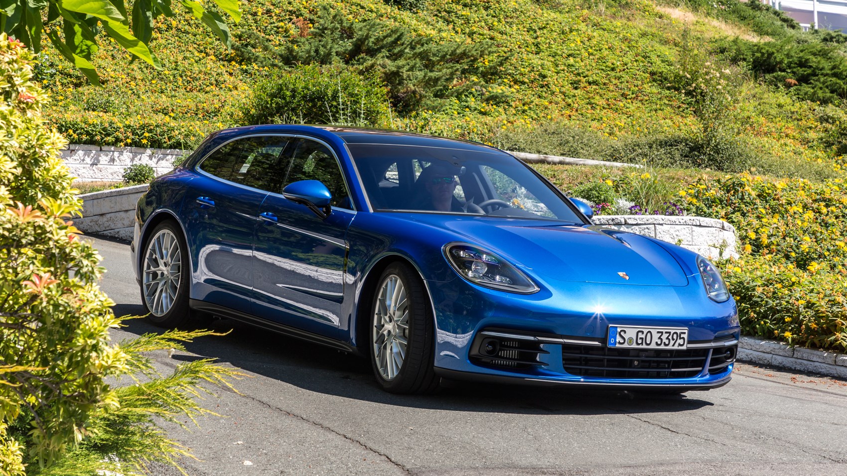 Porsche Panamera 4