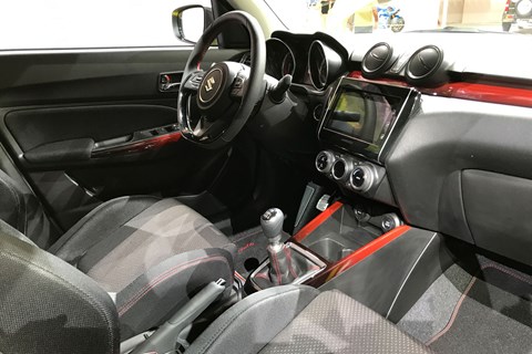 Suzuki Swift Sport 2018 interior