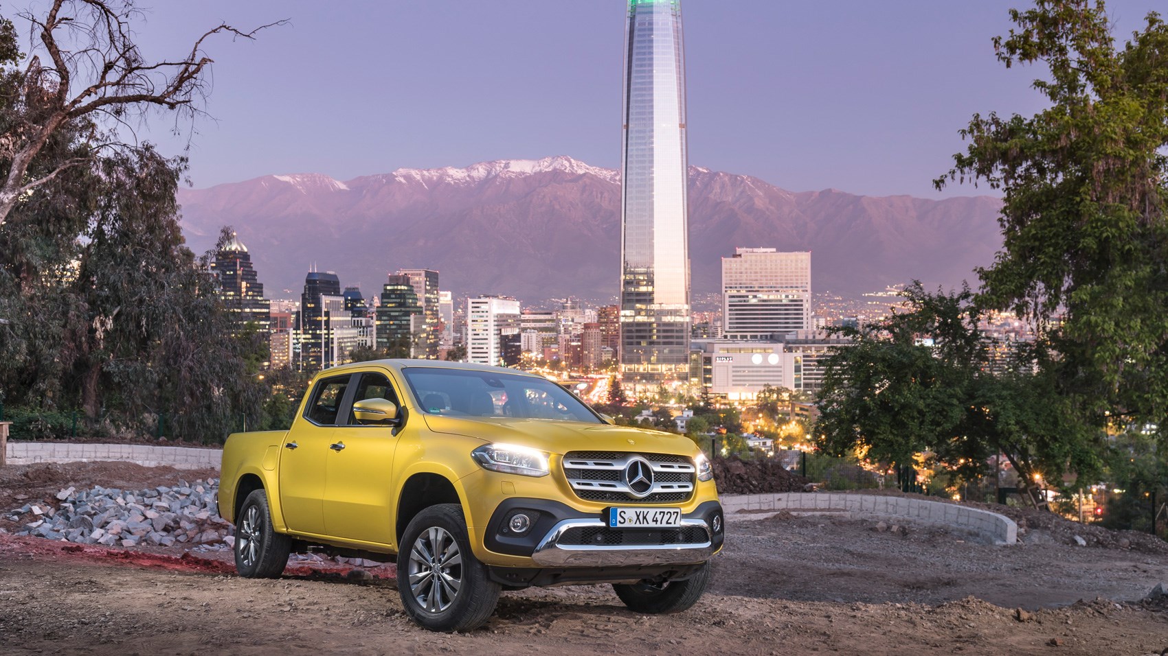 Mercedes X-Class yellow front quarter