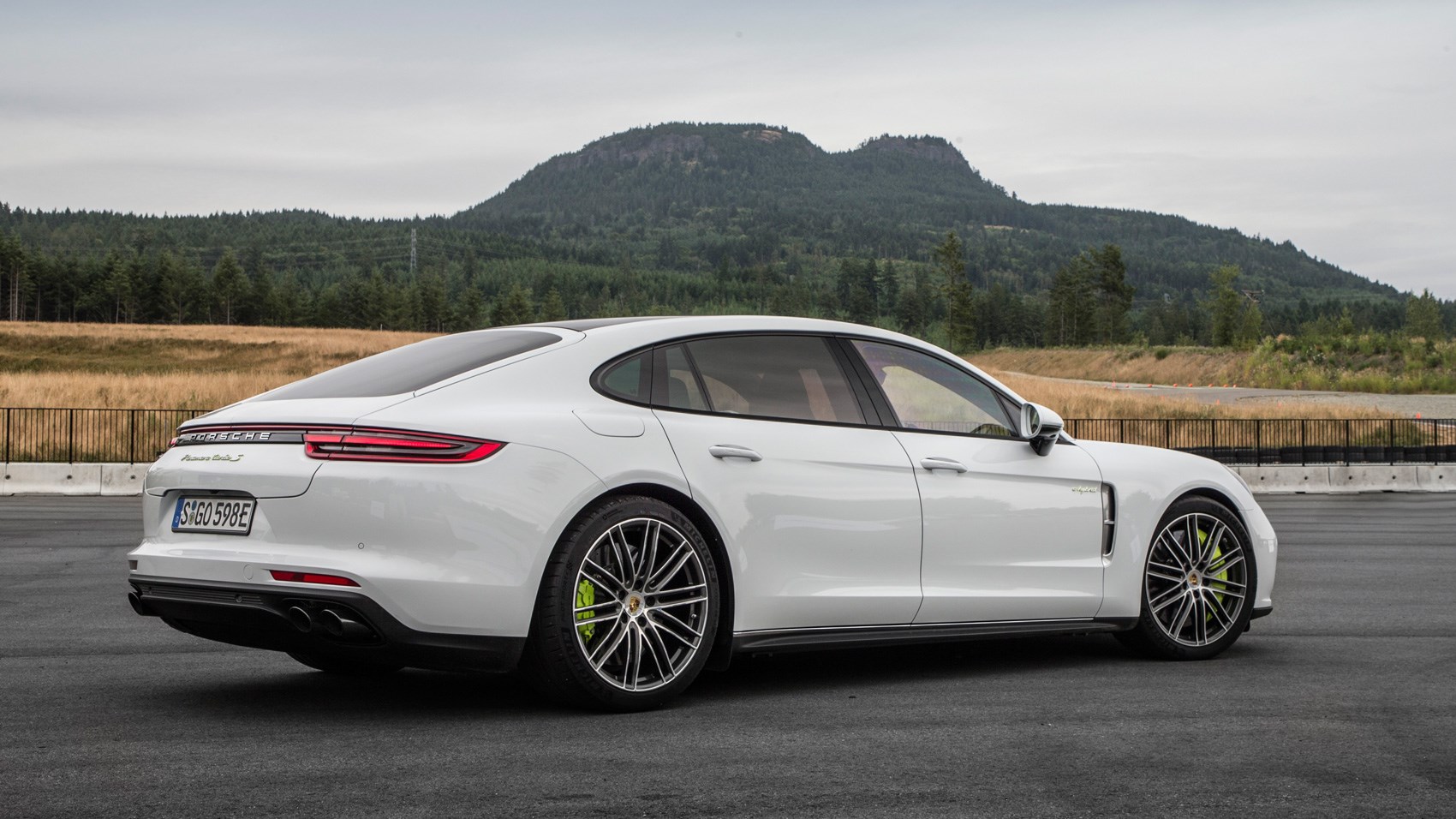 Porsche Panamera Turbo S E Hybrid 17 Review Car Magazine