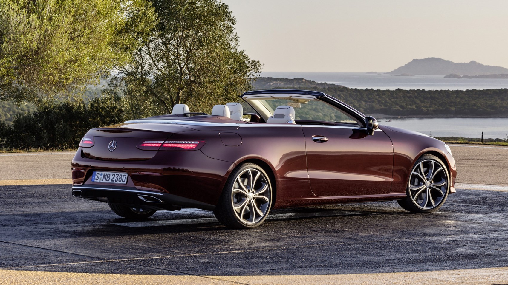 Mercedes E Class Cabriolet 17 Review Car Magazine