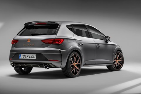 Seat Leon Cupra R rear quarter