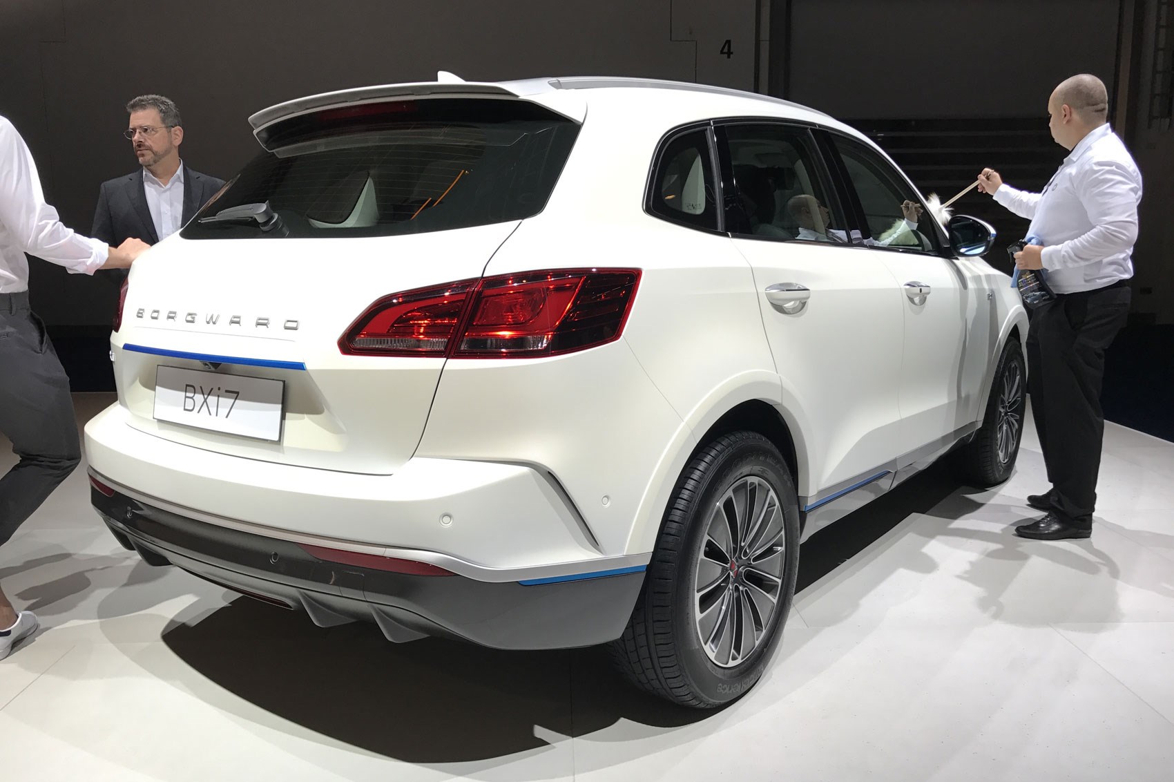 What Does Suv Stand For Car Keys