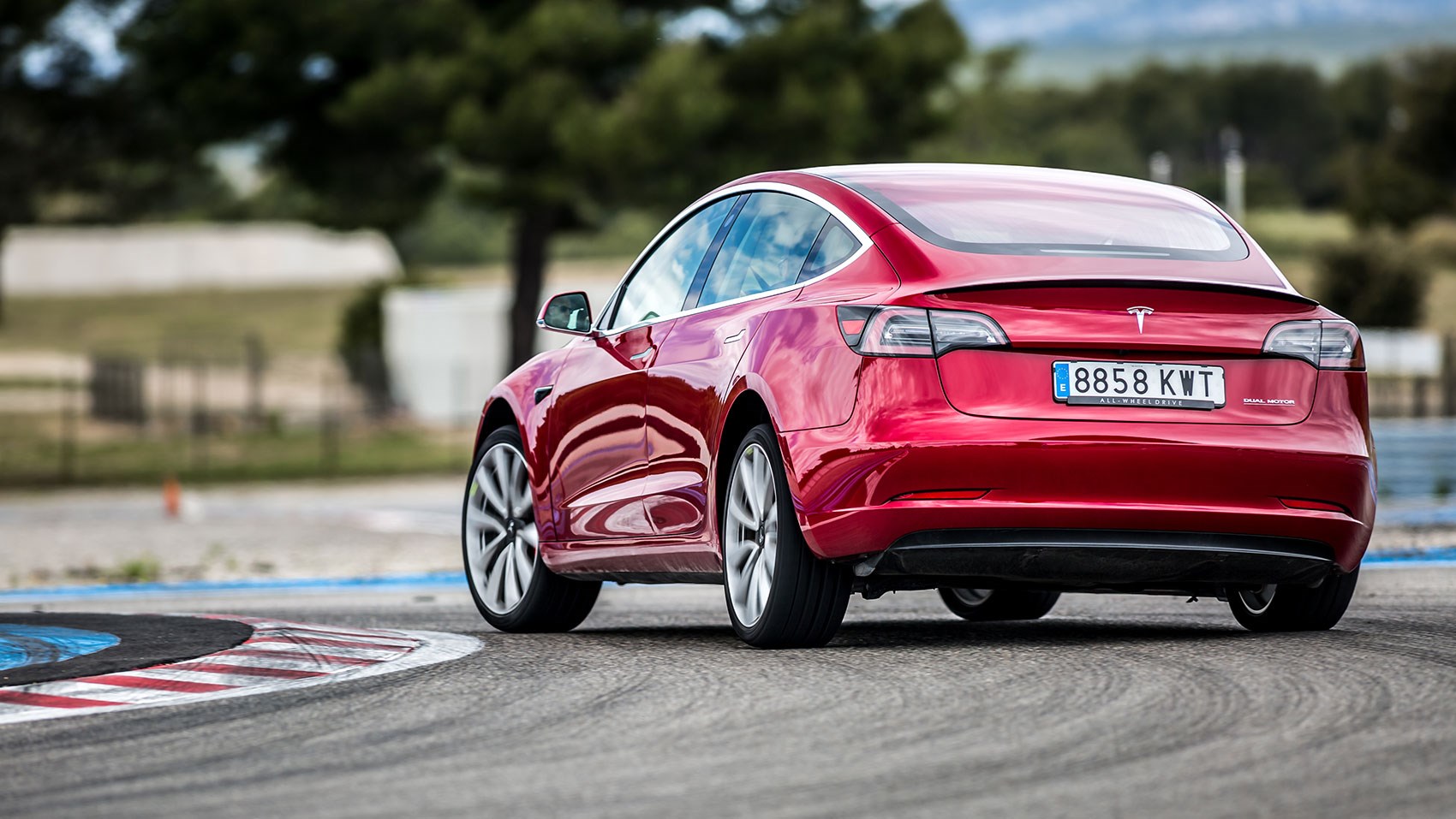 Tesla Model 3 Uk Review Car Magazine