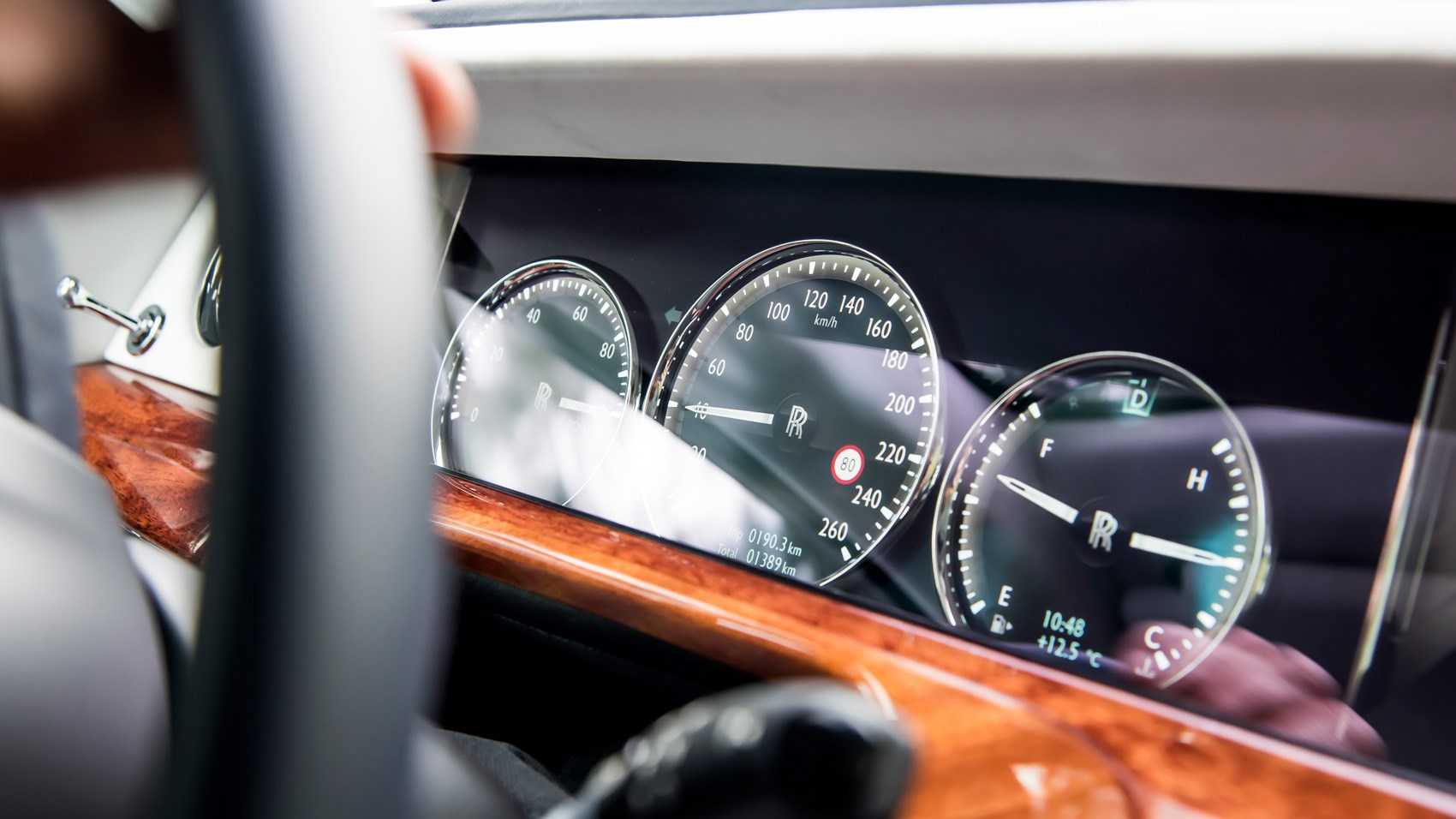 Rolls-Royce Phantom instrument cluster