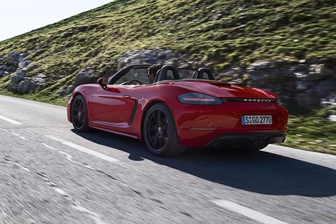 Porsche 718 Boxster GTS rear tracking