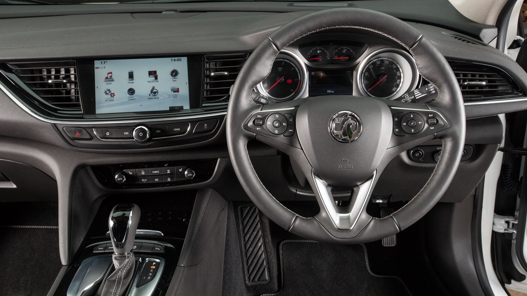 Vauxhall Insignia Country Tourer infotainment