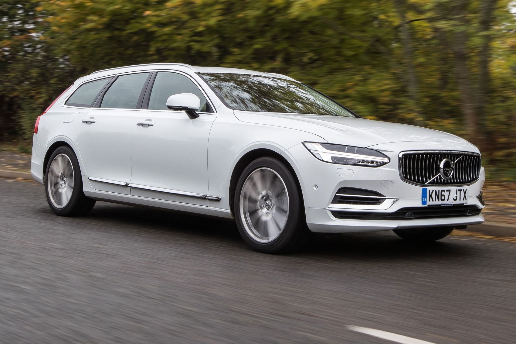 Volvo V90 T8 Twin Engine (2017) review | CAR Magazine