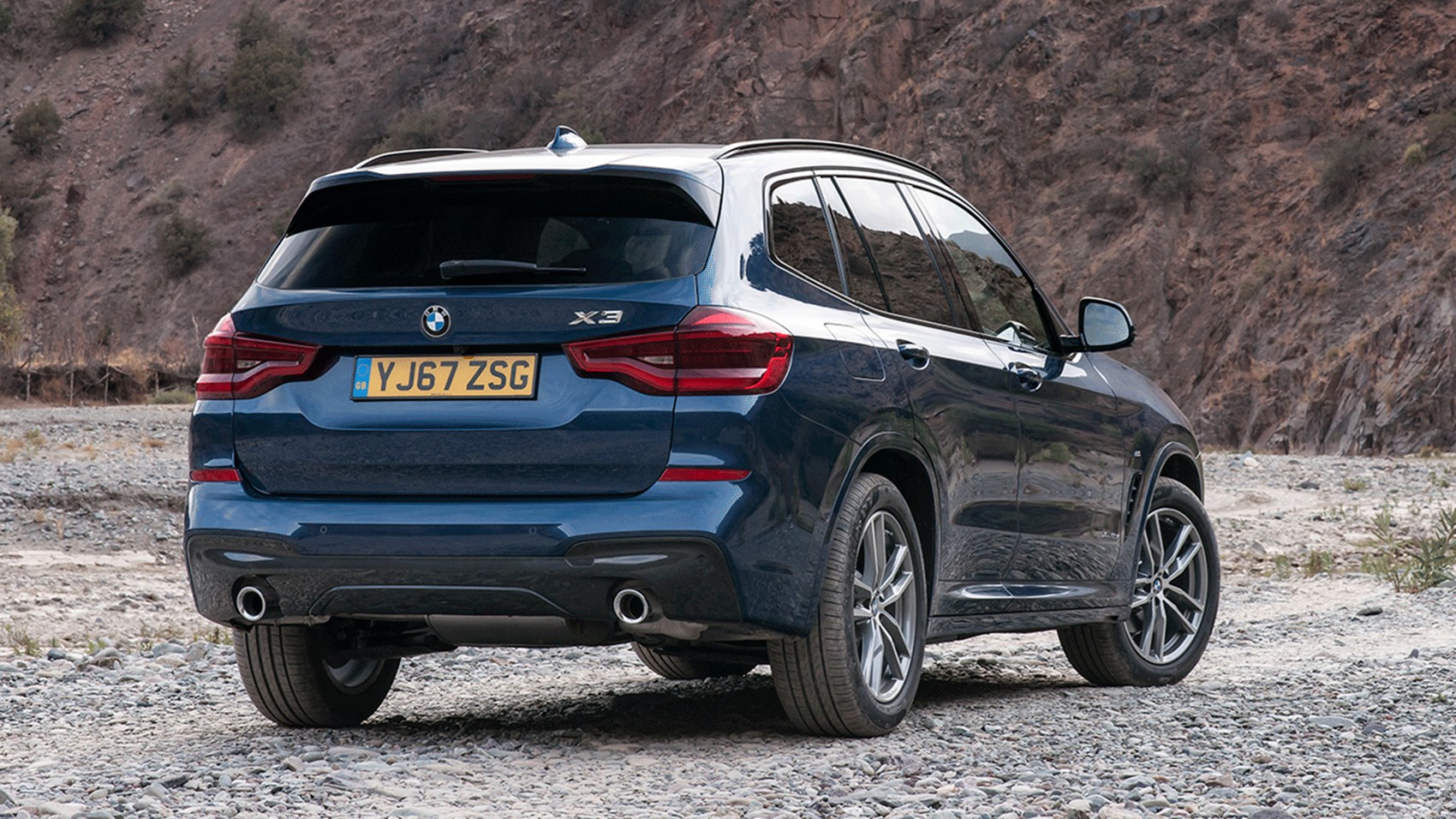 BMW X3 20d (2017) review | CAR Magazine