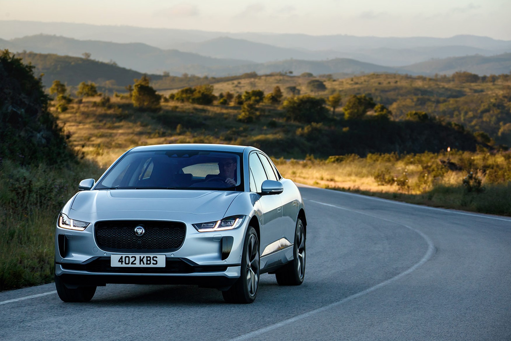 Jaguar I-Pace (2018) Review: Specs, Prices, Pictures, On-sale Date ...