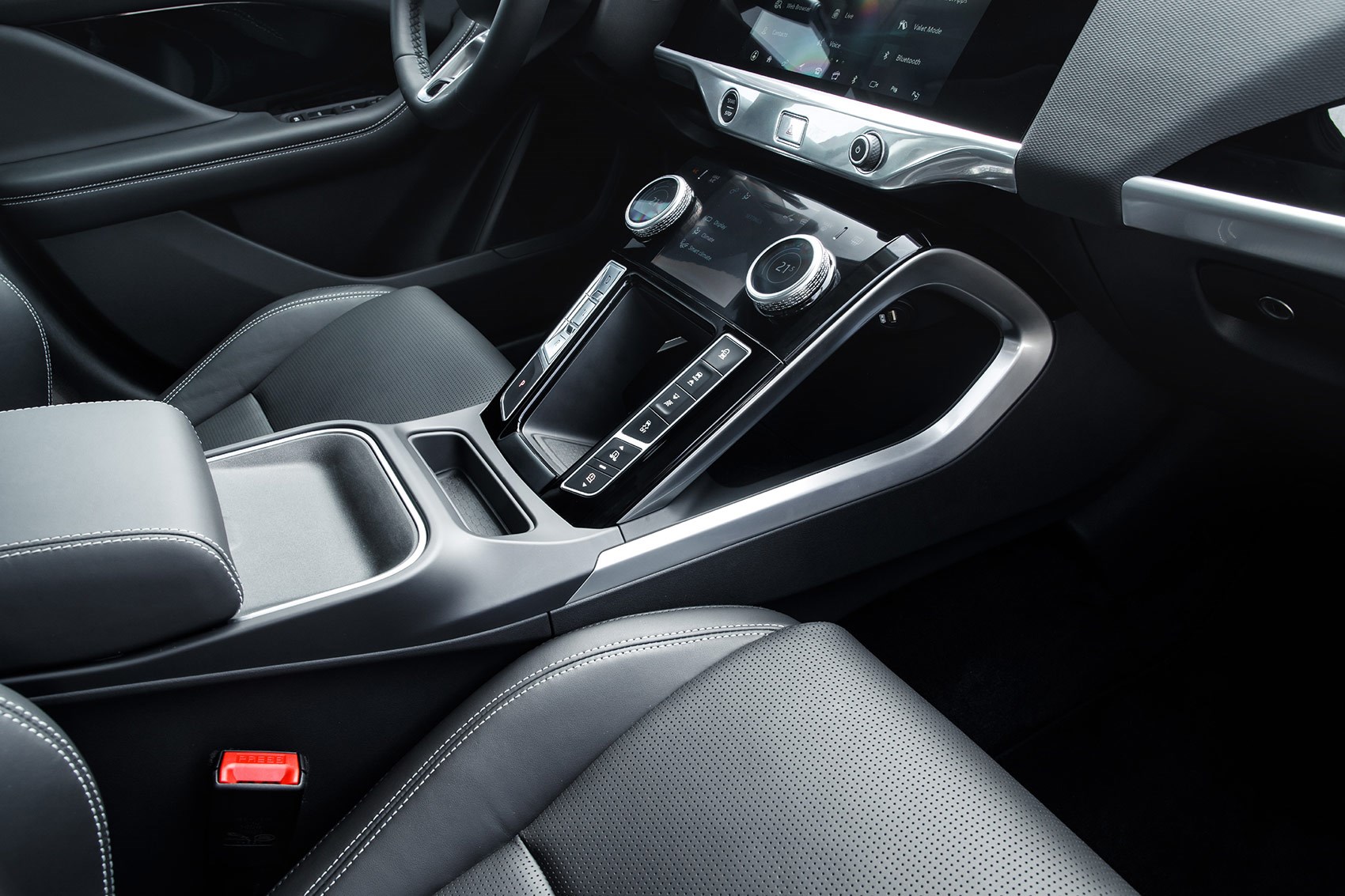 Jaguar i-Pace interior and cabin Jaguar i-Pace interior and cabin