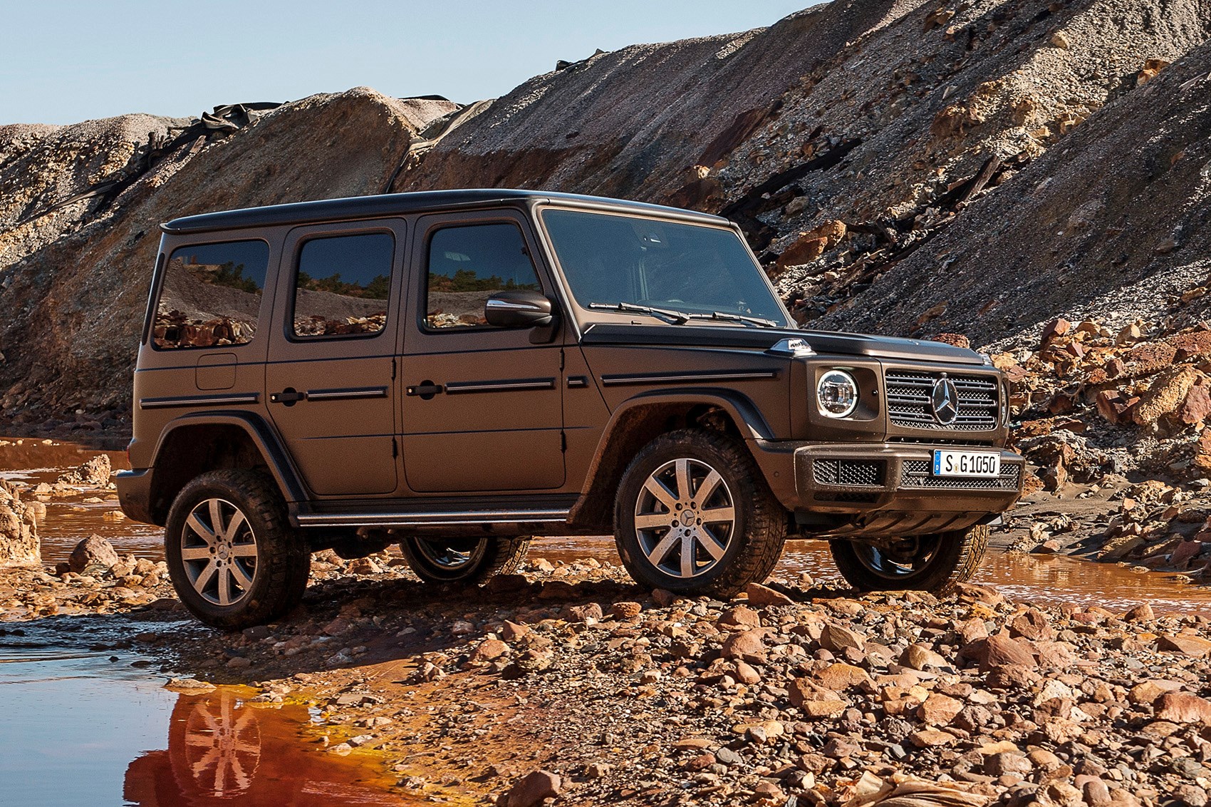 Mercedes Gclass (2018) pictures, specs and info CAR