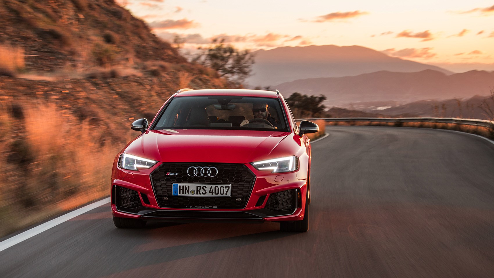 New Audi Rs4 Avant 2018 Review Rs5 Thrills With Added