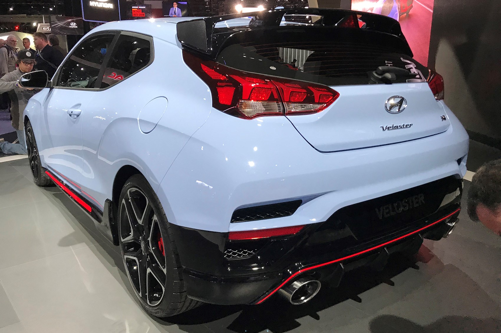 New Hyundai Veloster (2018): new coupe blasts into NAIAS ...