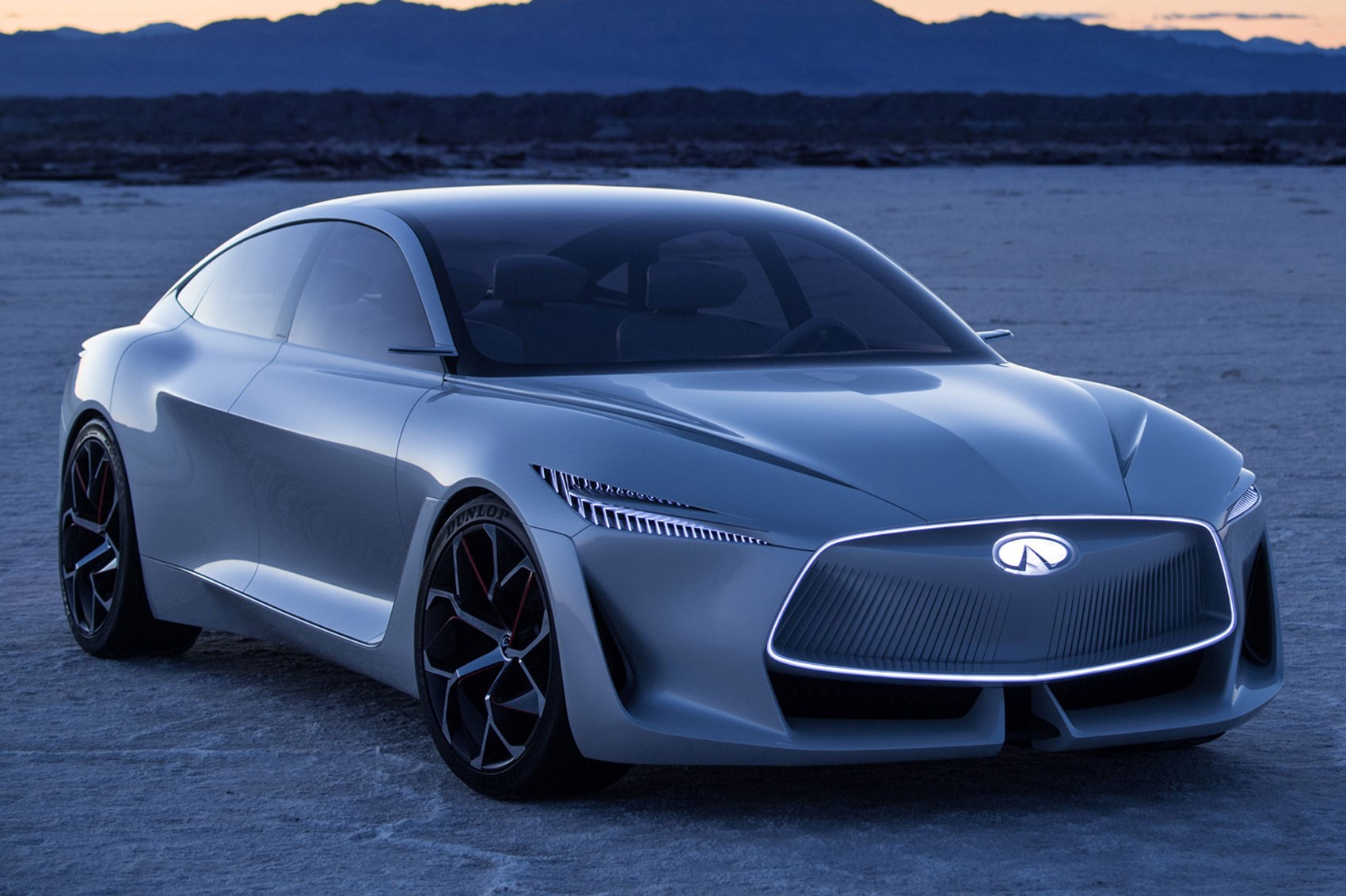 Infiniti Q Inspiration Concept is a zen wellbeing instructor on wheels