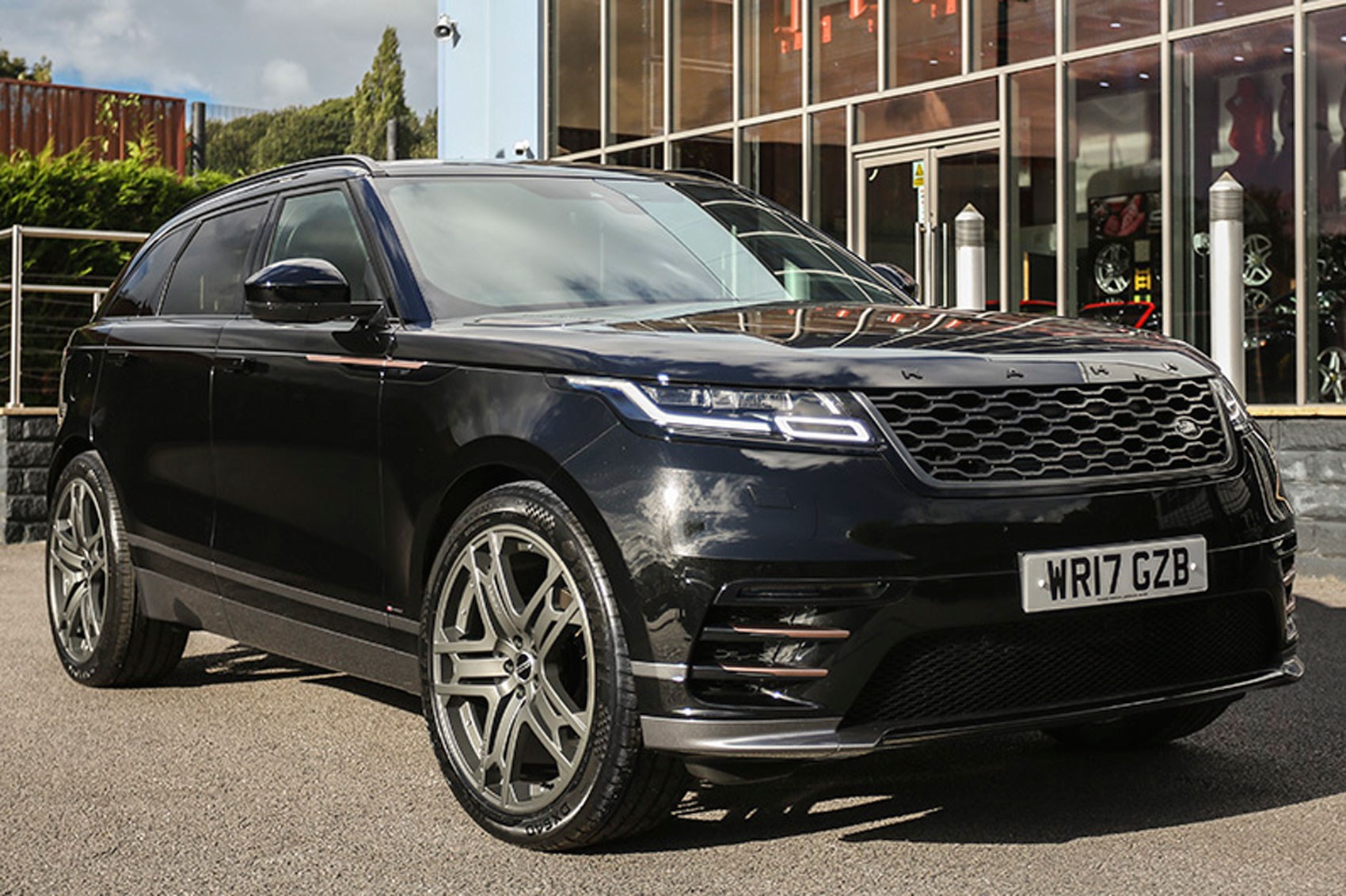 Range Rover Velar By Kahn Design 2018 Pics Details And Price Car Magazine