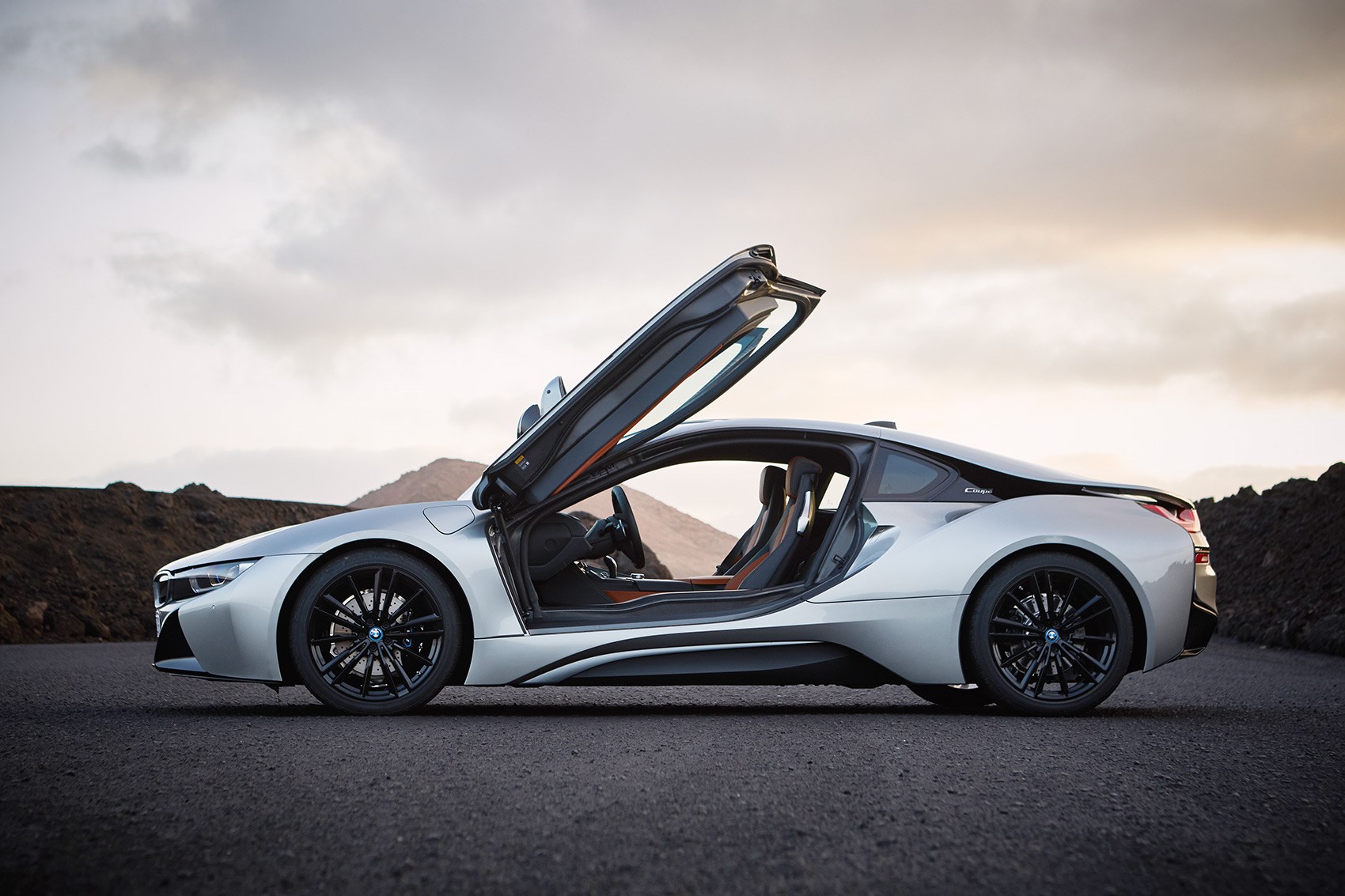 New 2018 BMW i8 Coupe and Roadster news, specs, photos, UK ...