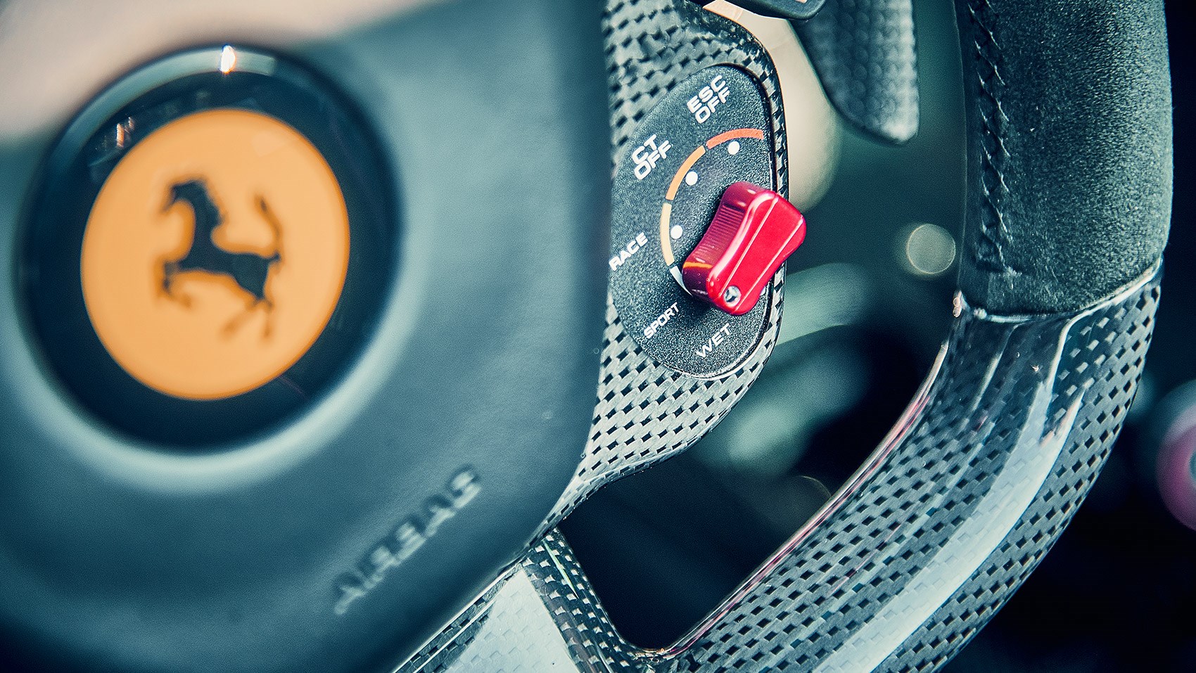 LaFerrari Aperta manettino switch in the interior