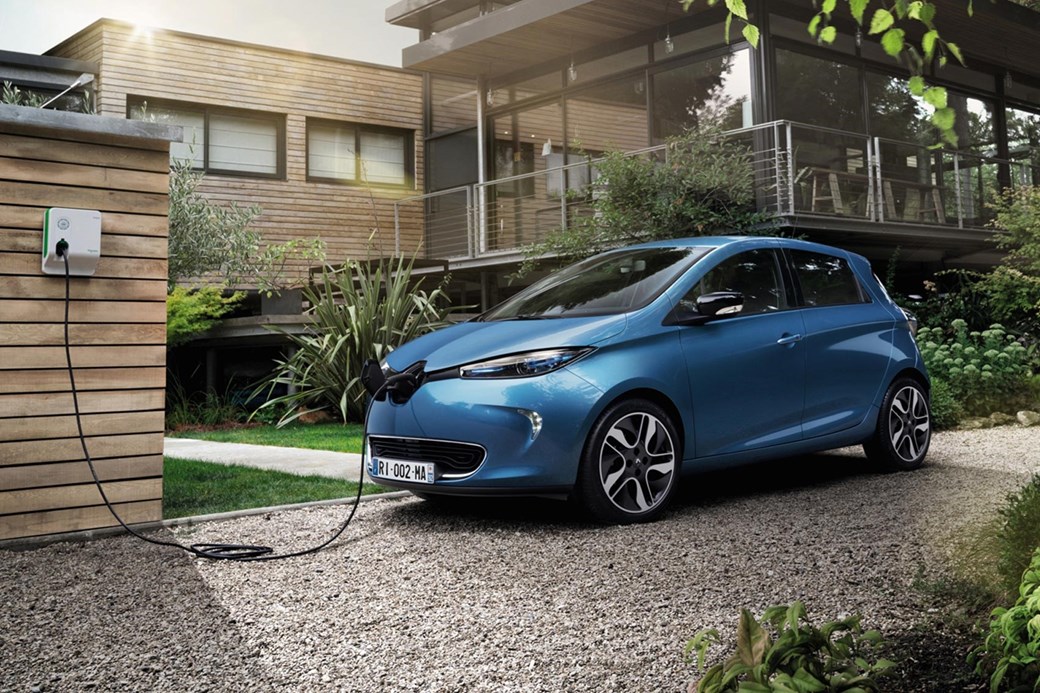 Renault Zoe: ora con maggiore potenza della batteria