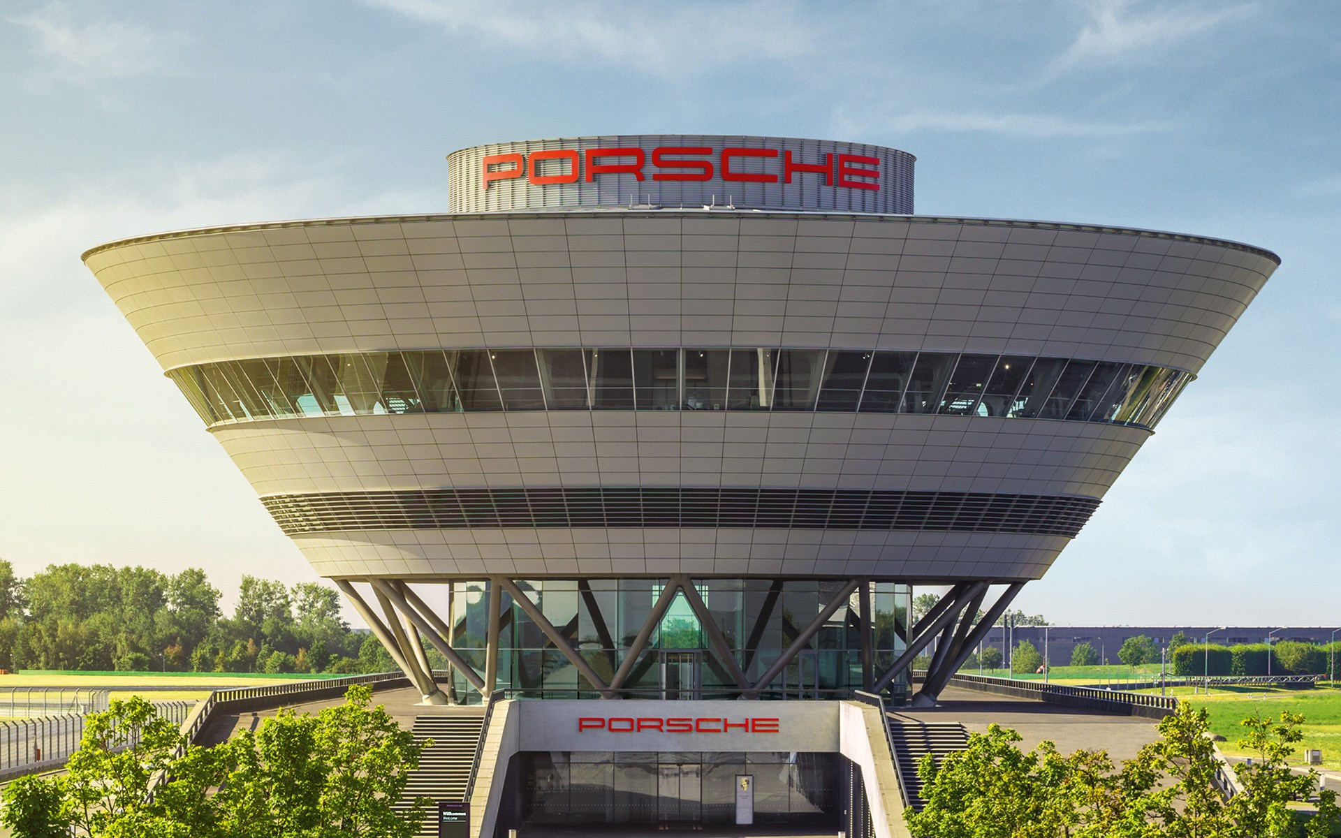 Welcome To The Inno Space Inside Porsche S Tech Powerhouse Car Magazine