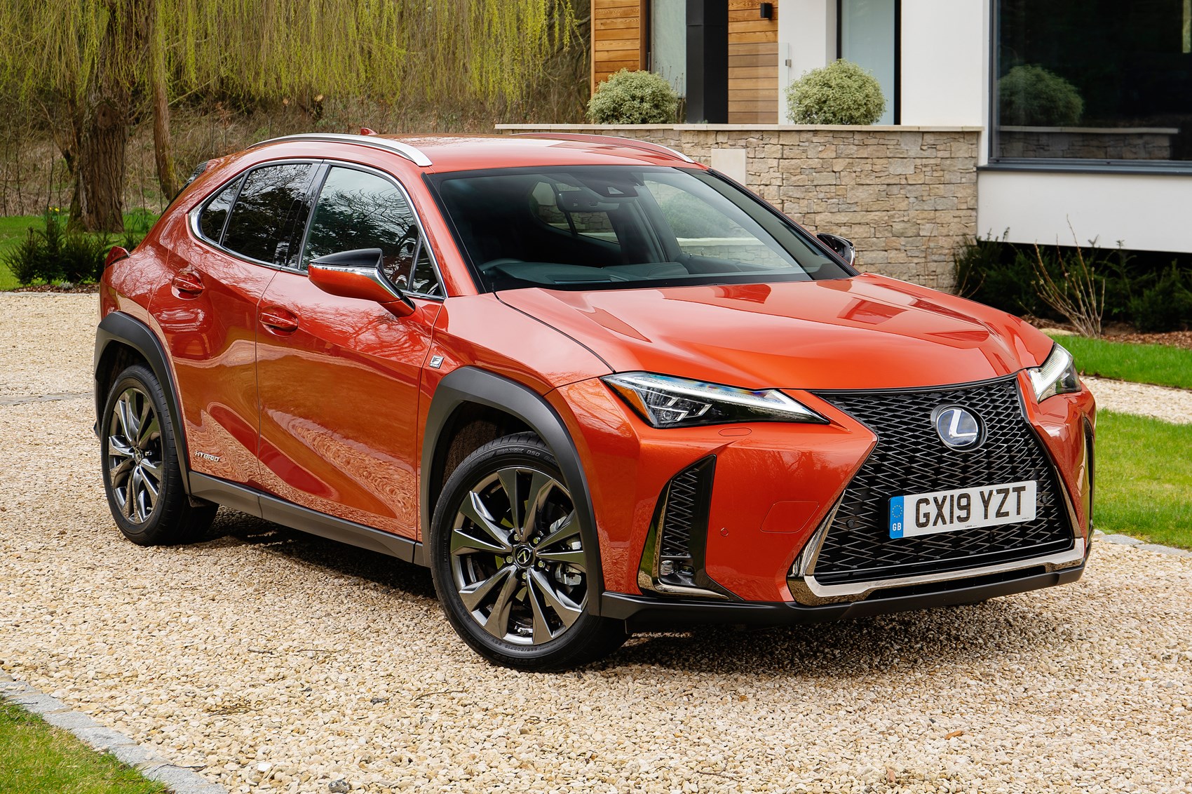 Lexus UX compact SUV UK price, pictures, performance