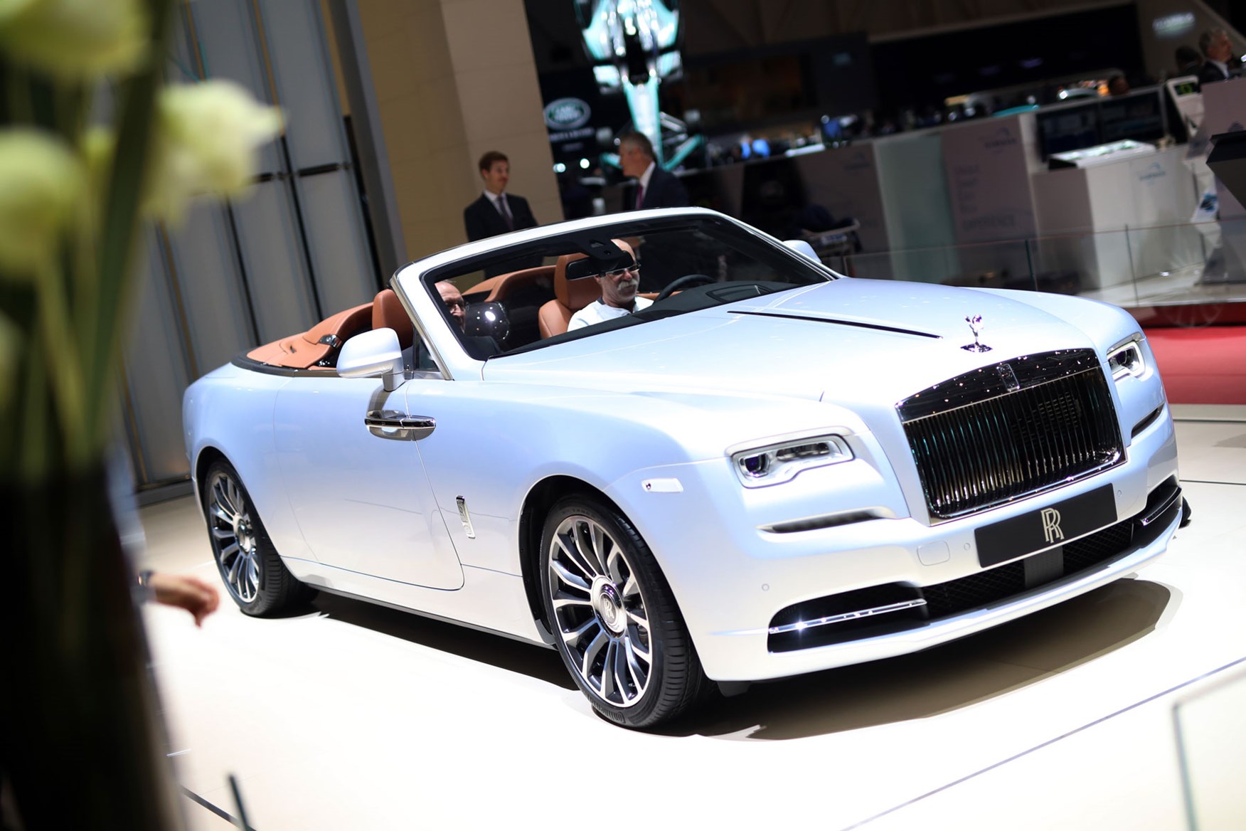 La Auto Show Car Lounge La Auto Show Car Lounge