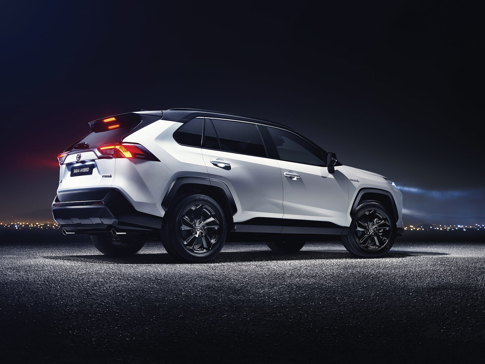 All New Toyota Rav4 Revealed In New York Car Magazine