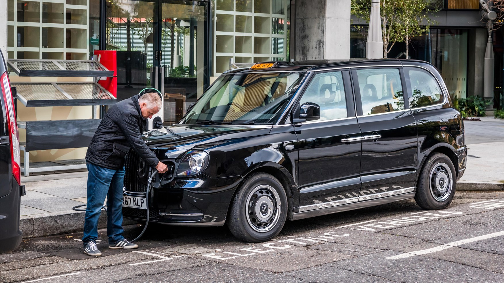 How Much Is Car Insurance A Month >> LEVC TX review: London's new electric taxi driven | CAR Magazine How Much Is Car Insurance A Month >> LEVC TX review: London's new electric taxi driven | CAR Magazine