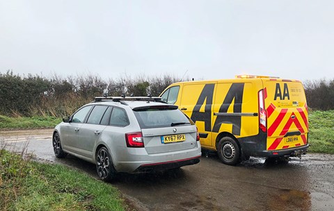 Skoda Octavia vRS 245 puncture - and no spare wheel!