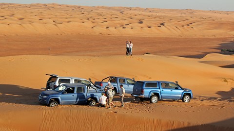 VW Amaroks stuck in the Omani desert