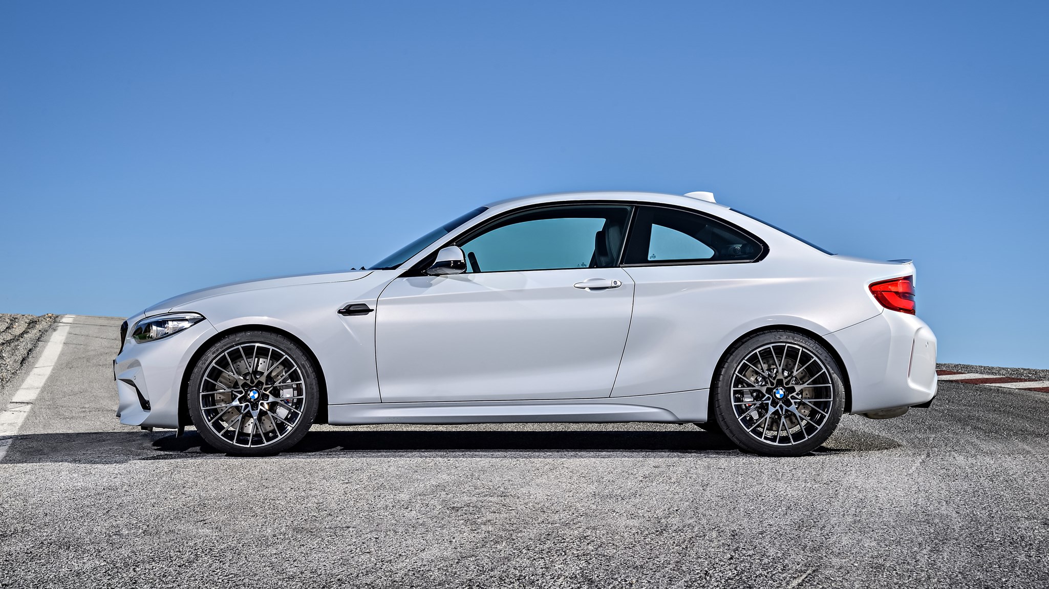 bmw_m2_comp52