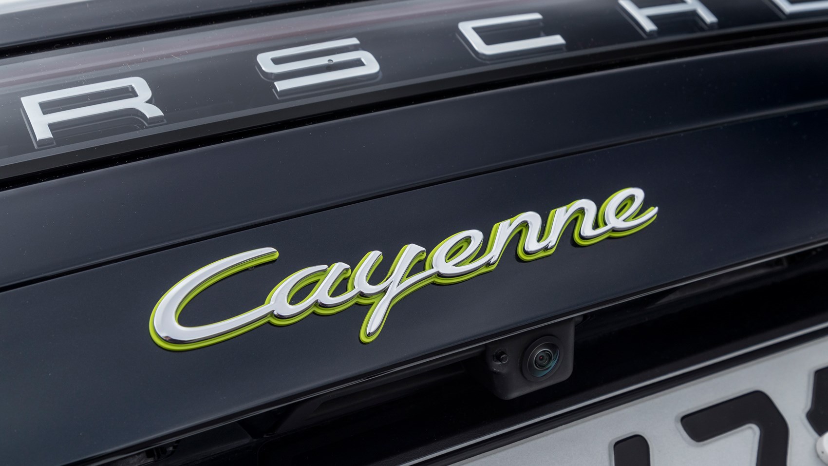 Porsche Cayenne e-Hybrid badge