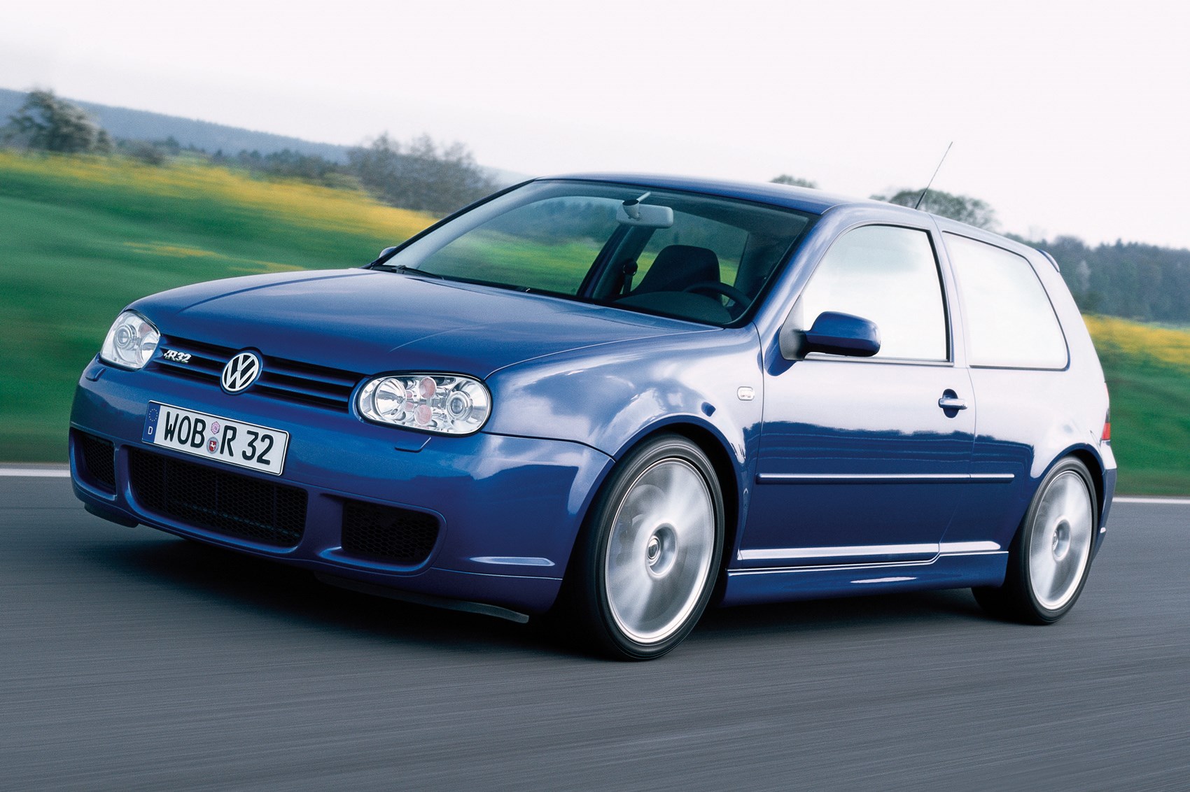 Driving the classics Volkswagen Golf R32 Mk4 (2002