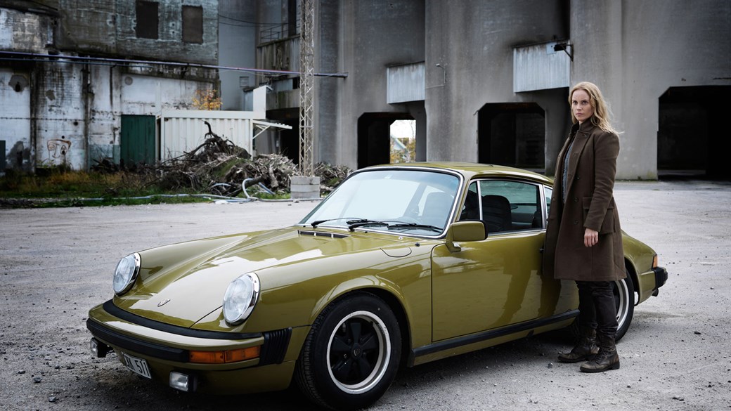 Detective Saga Norén and her Porsche 911 S in The Bridge