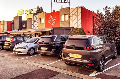 Peugeot 5008 on a French road trip