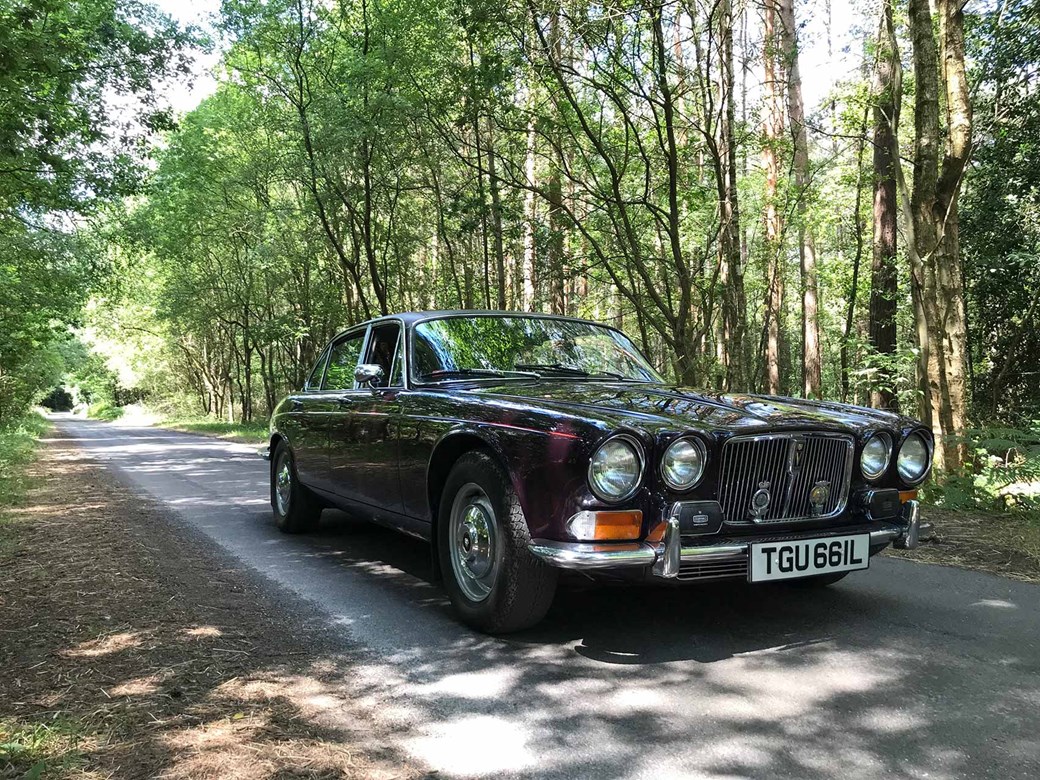 jaguar_xj_50_years_11.jpg?scale=down
