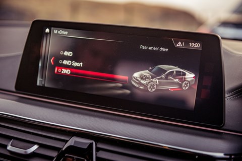 BMW M5 drive mode