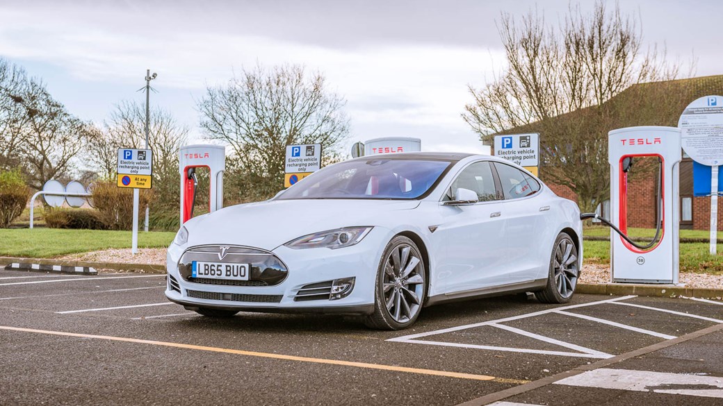 Gavin Green On Electric Car Recharging Magazine Tesla Supercharging One Of The Most Elegant Intercity Charging Options Yet