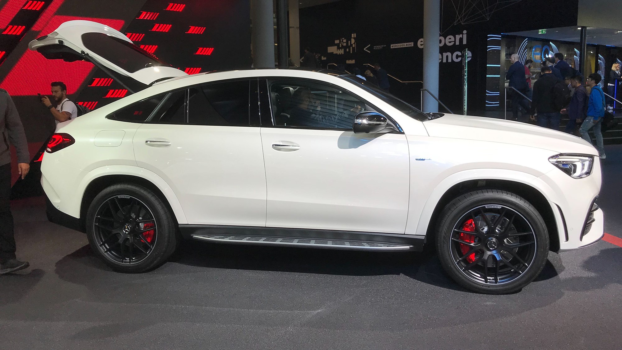 Mercedes Gle Hybrid First Official Pictures Car Magazine