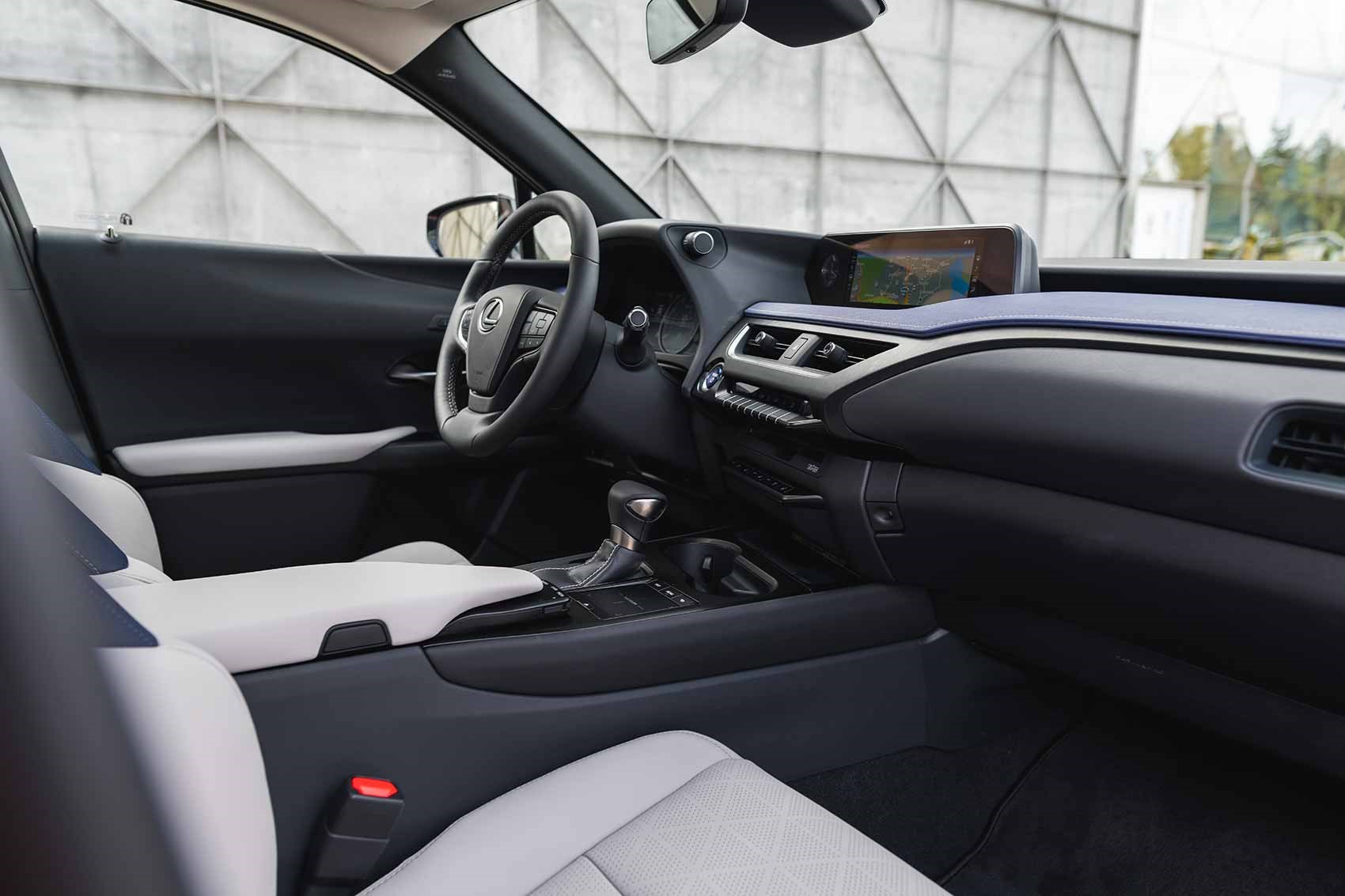 Lexus UX interior and cabin