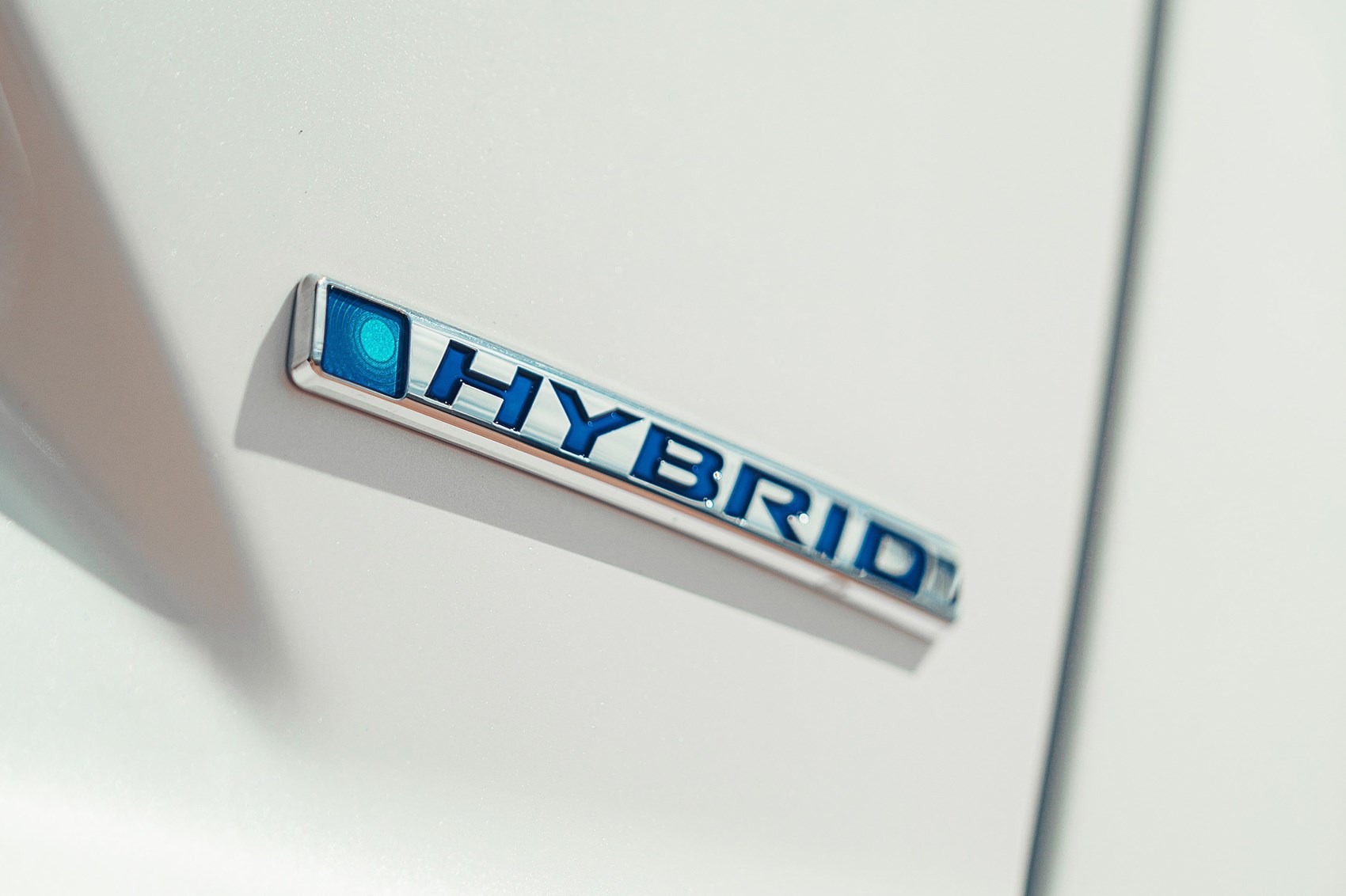 Honda CR-V Hybrid badge Honda CR-V Hybrid badge