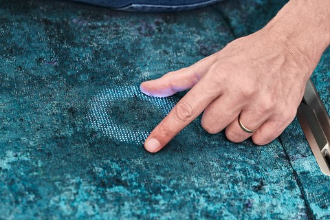BMW Vision iNext cloth