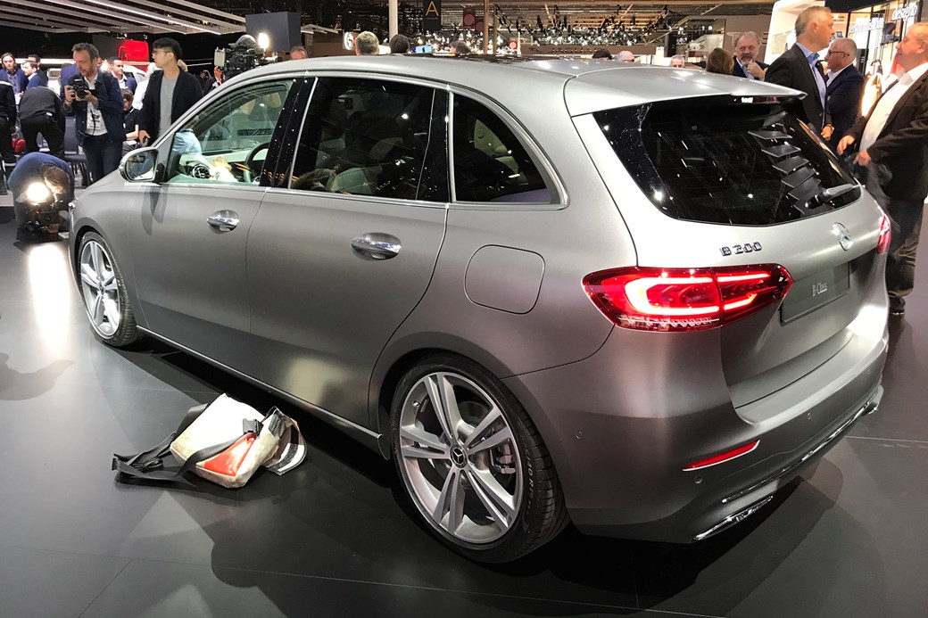 New Mercedes B Cl The Mpv To Take On Suvs Car Magazine Mercedes Benz B Cl Design And Engineering