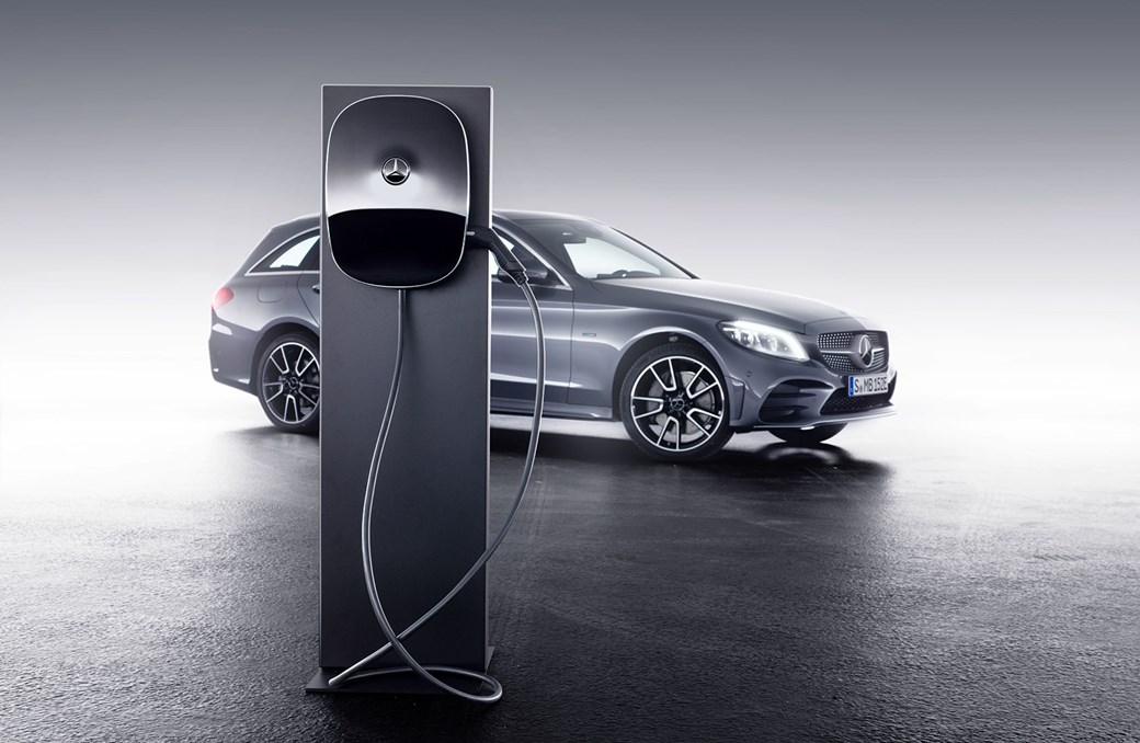 Best Hybrid Cars 2019 Uk The Top Phevs And Plug Ins On Car Mercedes Benz C Cl Hybrids Soon With Sel Options Too