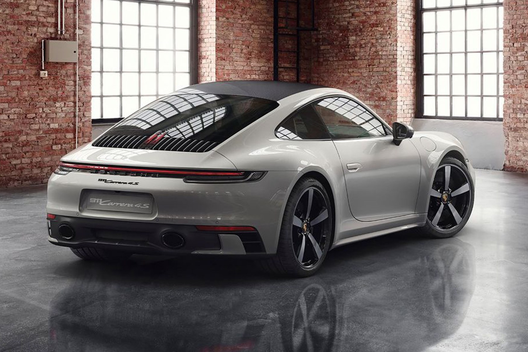 New Porsche 911 Coupe And Cabriolet | CAR Magazine