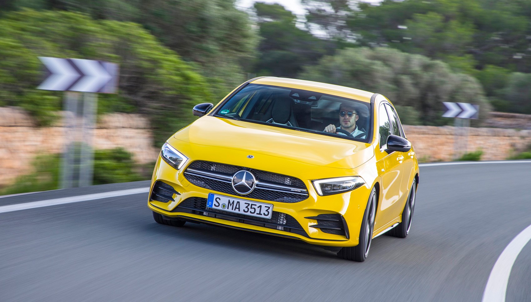 Mercedes-AMG A35 front tracking